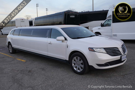 Elegant Lincoln MKT Limo Image 1