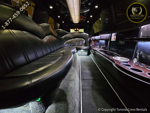 Black Lincoln MKT Limo Image 9