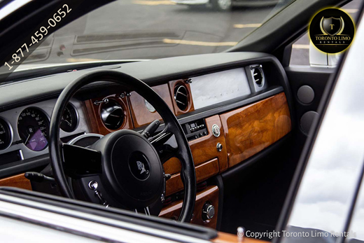 Exotic Rolls-Royce Phantom Rental  Image 5